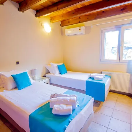 Paxos Santa Marina