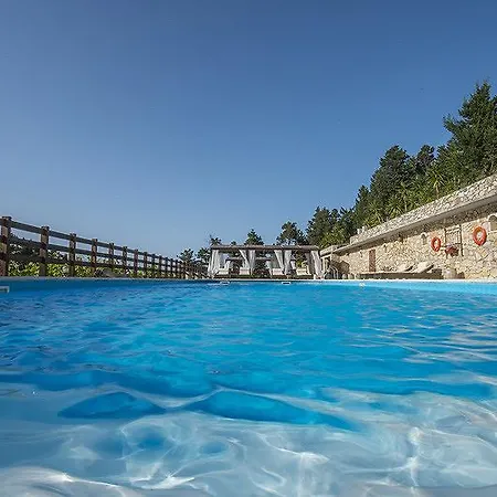 Paxos Santa Marina * Γάιος