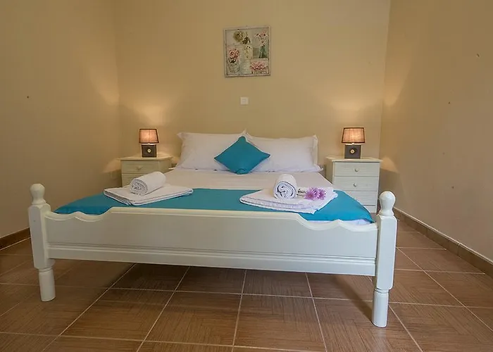 Апартаменты Paxos Santa Marina